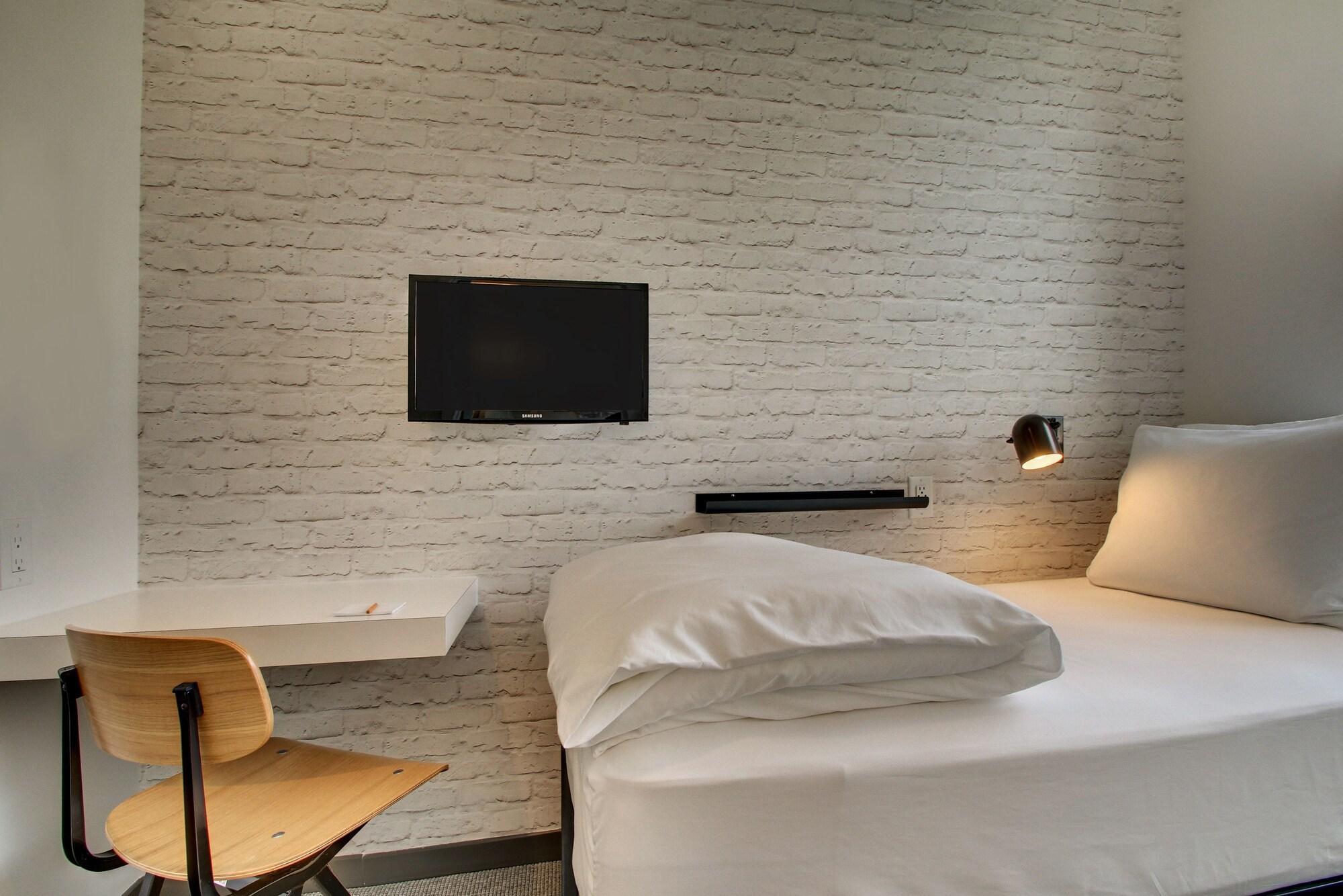 Hive Hotel Washington