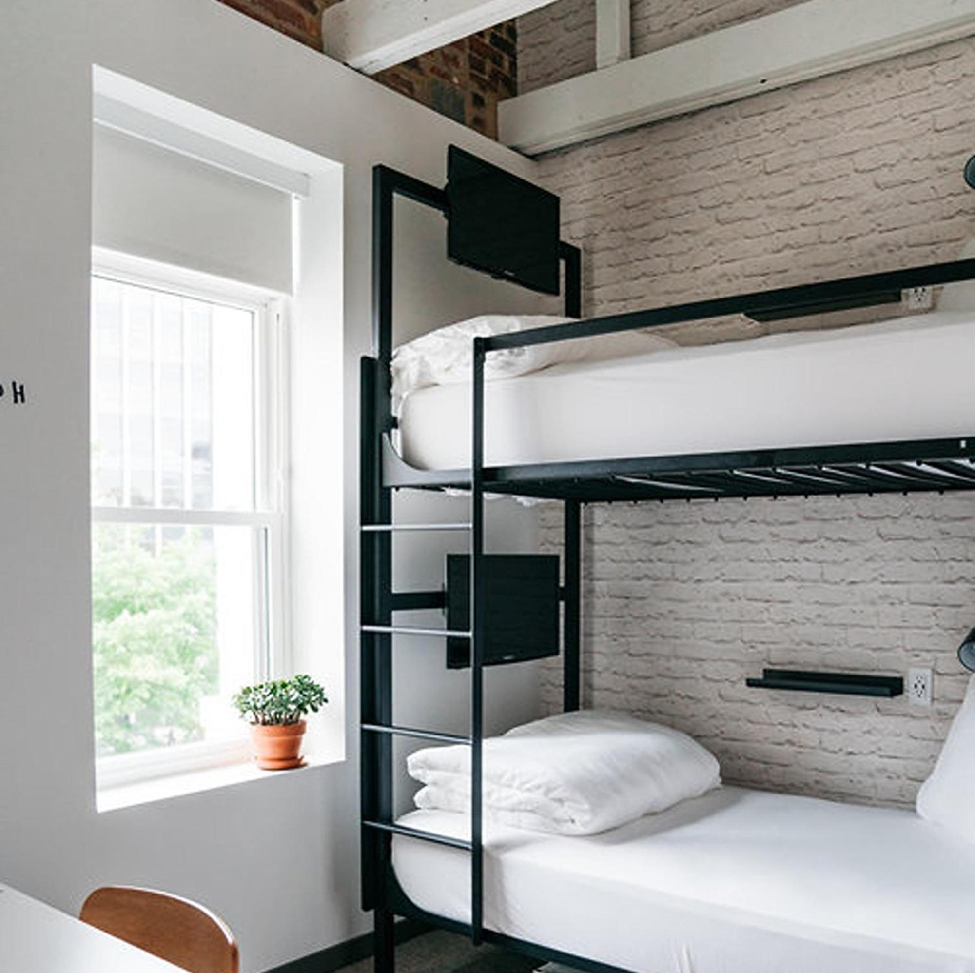 Hotel Hive 3*