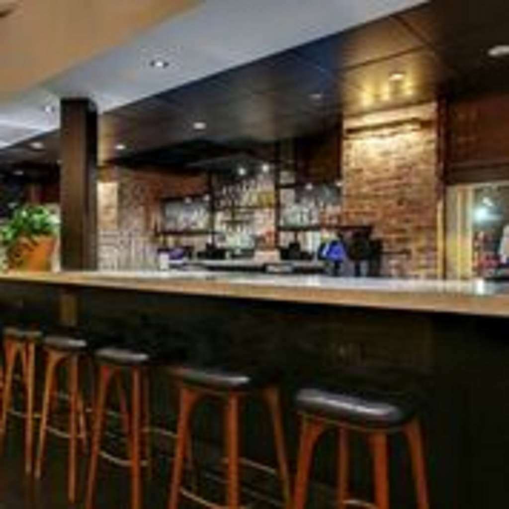 Hive Hotel 3*